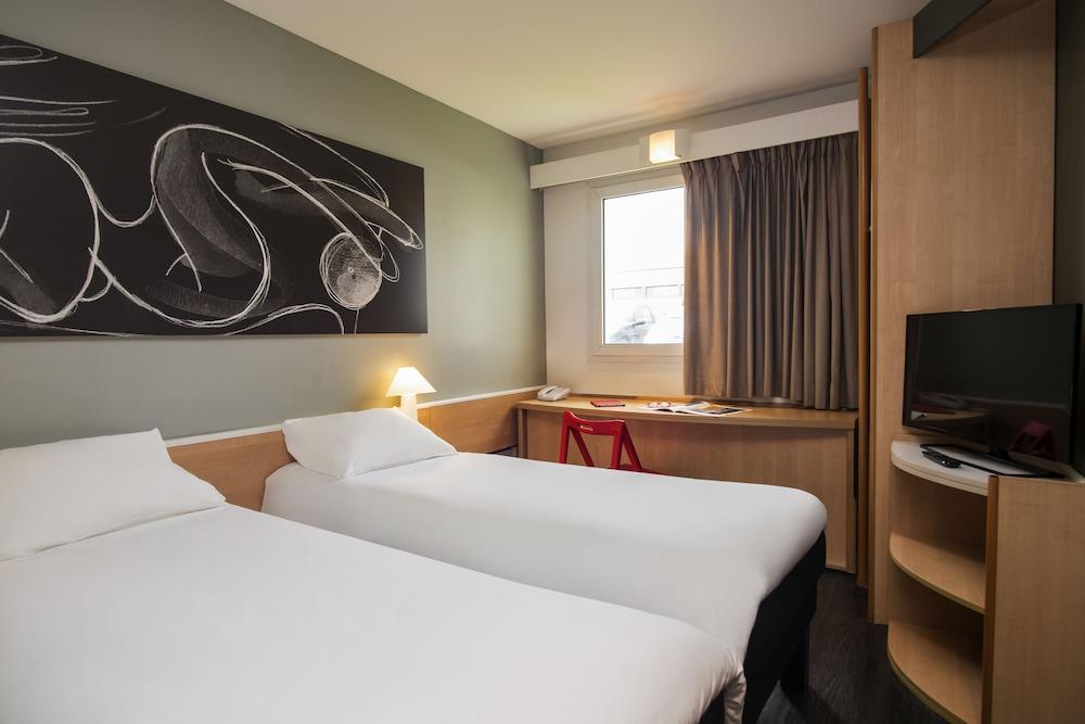 Ibis Macon Sud 3*