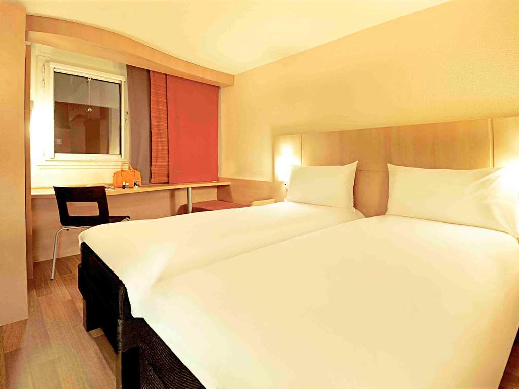 Ibis Macon Sud 3*